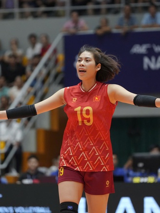 Fan 'xịn' giúp Thanh Thúy bùng nổ cùng đội tuyển bóng chuyền nữ Việt Nam: Thắng đậm Đài Loan