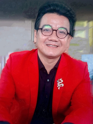 Nghệ sĩ cải lương Lê Tứ tiết lộ cuộc sống ở tuổi 50