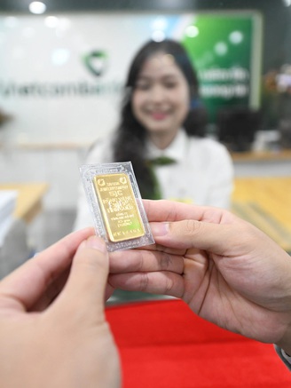 Thị trường vàng lặng sóng trước ngày sửa Nghị định 24