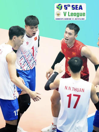 'Fan' ngả mũ với màn ngược dòng ngoạn mục của bóng chuyền Việt Nam trước Thái Lan