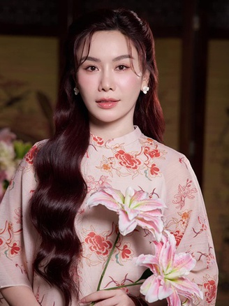 MC Anh Thơ lo lắng vì con gái 14 tuổi gặp sự cố ở trại hè Mỹ