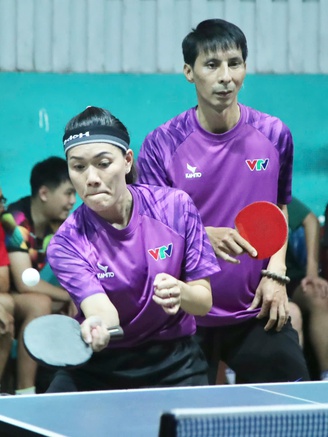 Sôi nổi giải bóng bàn Cúp Cơ quan đại diện Cục Truyền thông CAND tại TP.HCM