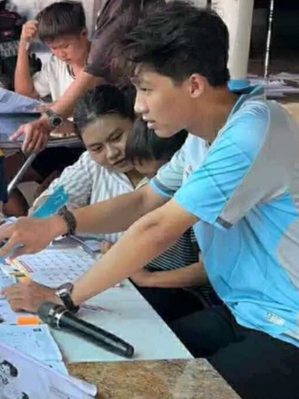 Chàng trai gen Z cùng hành trình gieo nắng sưởi ấm cho đời