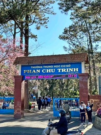 Lâm Đồng: Mở thêm trường học cho con em cán bộ, người lao động đến công tác