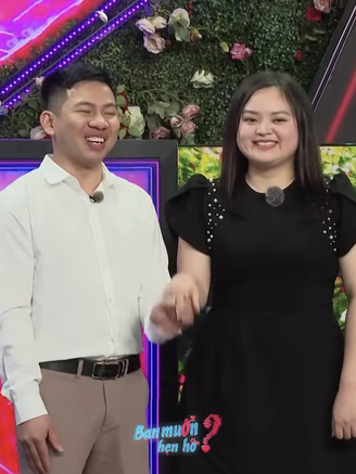 Chàng trai 32 tuổi vỡ òa khi chinh phục được gái xinh trên show hẹn hò