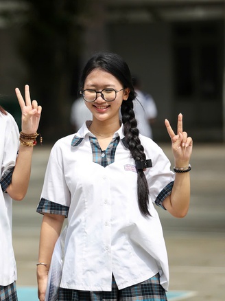 Hồi hộp dõi theo chấm thi văn tốt nghiệp THPT: Đề hay, nhưng điểm cao dễ không?