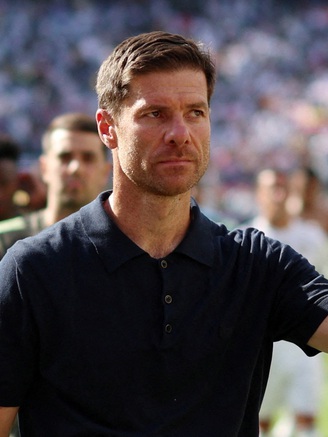 HLV Real Madrid đau đớn và xấu hổ, HLV Enrique sung sướng ngất ngây ‘PSG sẵn sàng vô địch’