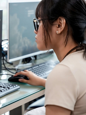 'Đứng ngồi không yên' chờ công bố điểm thi tốt nghiệp THPT