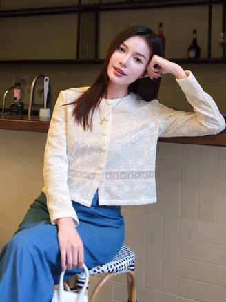 Áo khoác crop, chiếc áo khoác mùa thu hoàn hảo cho mọi dịp