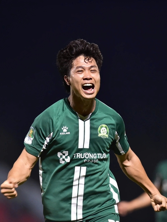 CLB Bình Phước của Công Phượng bất ngờ đổi tên