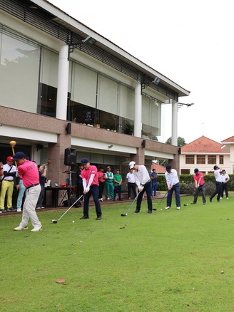 Tranh tài hấp dẫn tại giải golf 'Vì bình yên cuộc sống' năm 2025