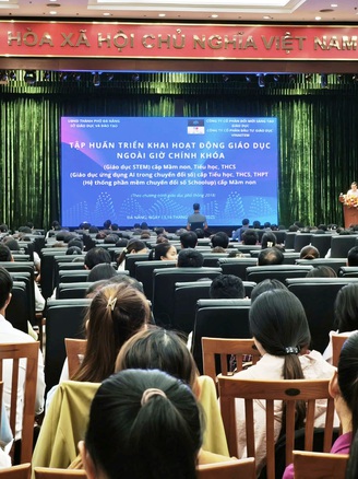 Hàng ngàn giáo viên 'học cách' biến lớp học thành phòng thí nghiệm sáng tạo