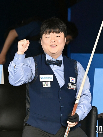 Thần đồng billiards Hàn Quốc tung sê-ri cực ngầu để vô địch: 4 cúp trong 2 tháng