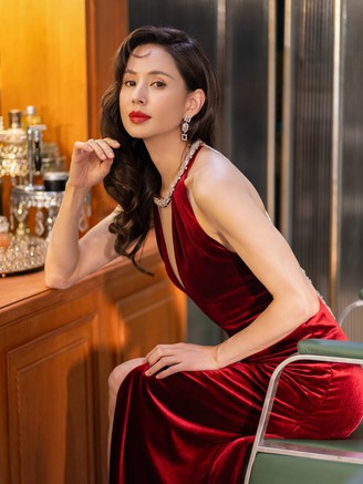 Lý Nhược Đồng không sợ bị chê hết thời ở tuổi 59