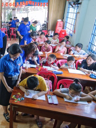 Lớp dạy tiếng Anh vui hè