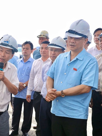 Phó chủ tịch Quốc hội kiểm tra tiến độ hai cao tốc trọng điểm tại Khánh Hòa