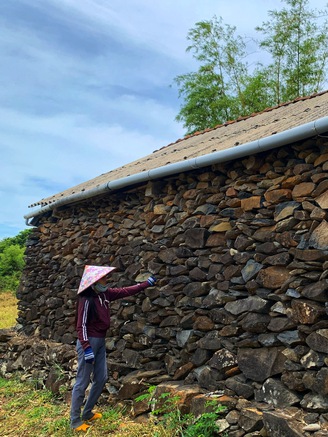 Kỳ bí 'động đá' đồi Cổ Thạch trăm năm tuổi