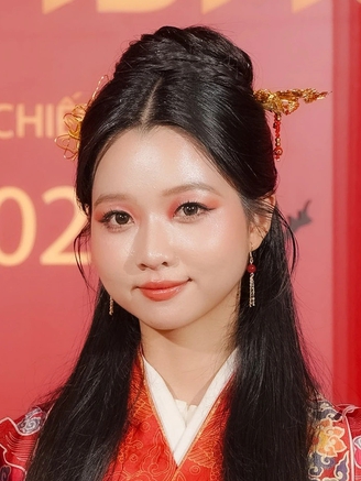 'Sao nhí' Lâm Thanh Mỹ áp lực khi lần đầu đóng cảnh tình cảm