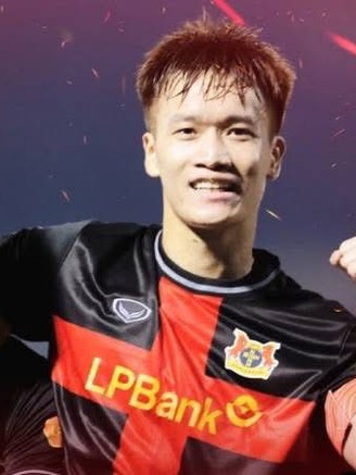Tân binh Ninh Bình FC 'gây bão' ở V-League