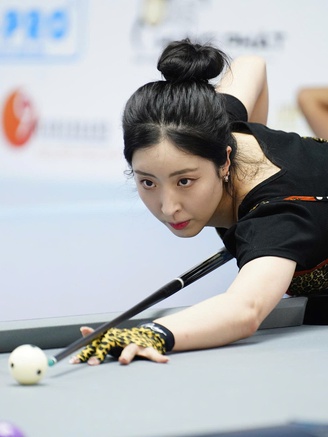 Billiards: Người đẹp Hàn Quốc gây ấn tượng, thắng cơ thủ nam tại TP.HCM