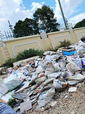Những bãi rác mất mỹ quan đô thị