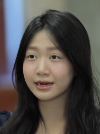 Con gái Mạnh Trường tiết lộ kỷ niệm lên truyền hình