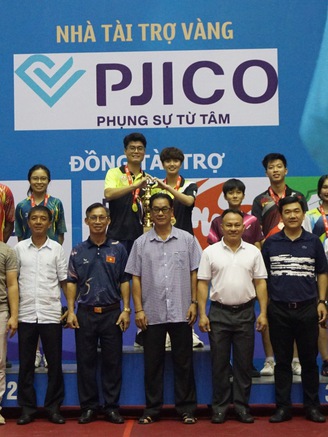 Con trai cựu danh thủ Vũ Mạnh Cường tỏa sáng, bóng bàn CAND T&T lại vô địch tuyệt đối