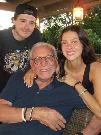 Brooklyn Beckham 'quay lưng' với gia đình vì được cha vợ hậu thuẫn tài chính?