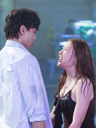 Uyển Ân nói về việc đóng cảnh thân mật với trai đẹp cao 1,88 m