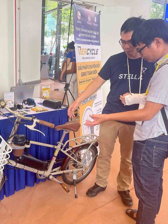 Xe đạp trợ lực và khát vọng cùng VN đạt Net Zero 2050