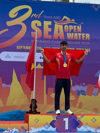Kình ngư Việt Nam đoạt HCV giải bơi đường dài Đông Nam Á,  mơ về SEA Games 33