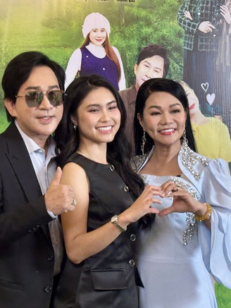 Kim Tử Long: 'Nghệ sĩ có con nối nghiệp đều rất hạnh phúc'