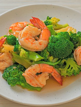 Đừng coi thường hiệu quả của tôm nấu với bông cải xanh