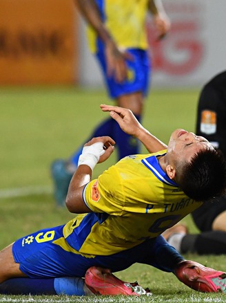 Chuyện tồi tệ gì đang xảy ra với CLB Hà Nội?