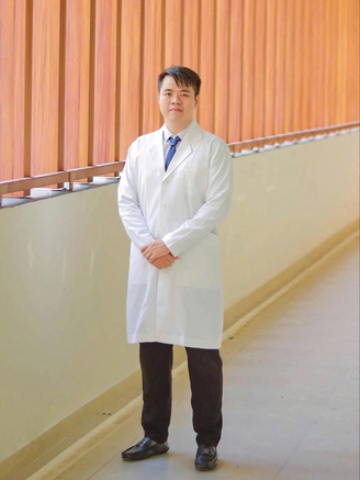 Thủ khoa bác sĩ nội trú cảm giác nặng nề khi được gắn 2 chữ 'tinh hoa'