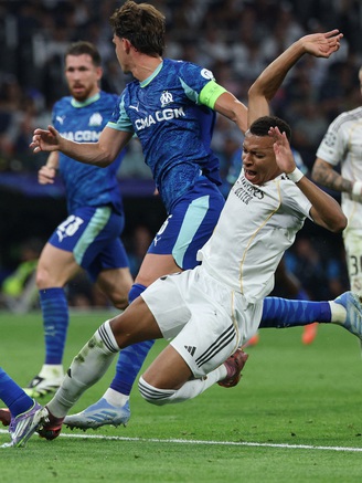 Mbappe giúp Real Madrid chật vật giành 3 điểm, Arsenal thắng nhờ ‘bài dị’ của HLV Arteta