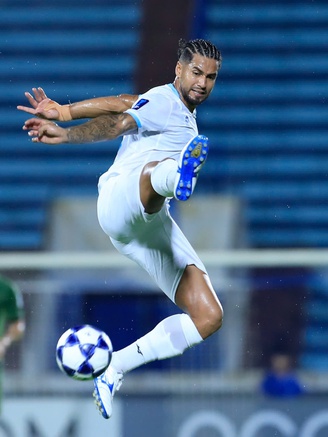 HLV Vũ Hồng Việt nói điều rất bất ngờ, vẫn 'chê' Nam Định ở một điểm...