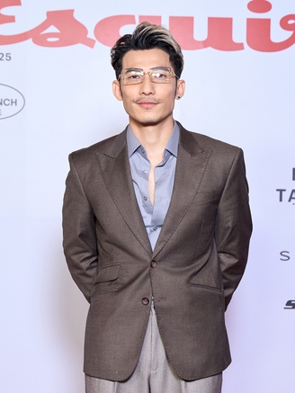 Liên Bỉnh Phát liên tiếp đón tin vui