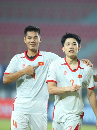 U.23 Việt Nam có thể hình đẹp như 'Tây': Sẵn sàng ra quân thắng đậm U.23 Bangladesh