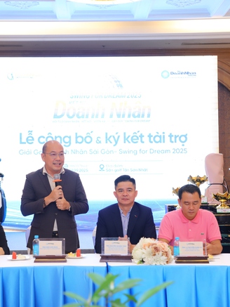 Giải golf doanh nhân Sài Gòn nối nhịp cầu nhân ái, cú ‘hole in one’ trị giá 1,8 tỉ đồng