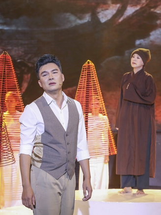 Cựu tiếp viên hàng không hát 'Lan và Điệp' gây chú ý ở 'Tình bolero'