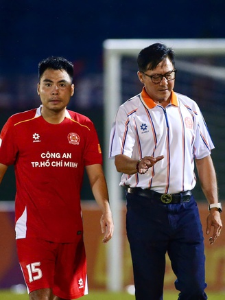 CLB CA TP.HCM: Bản lĩnh và tài cầm quân của HLV Lê Huỳnh Đức