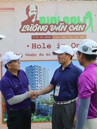 Giải golf Tạp chí Doanh Nhân Sài Gòn: Gây quỹ học bổng, tranh Cúp Lương Văn Can