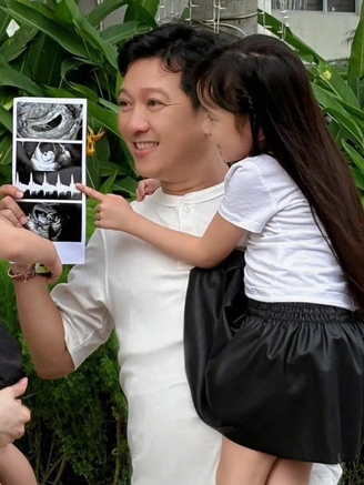 Nhã Phương - Trường Giang khoe tin vui sắp đón con thứ ba