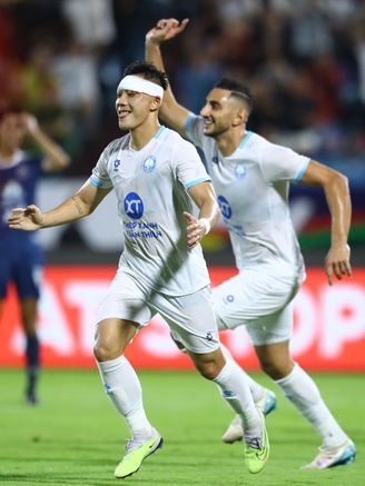 Lâm Ti Phông tỏa sáng, Nam Định vẫn thắng nhọc nhà vô địch Campuchia Svay Rieng