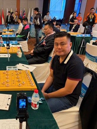 Lại Lý Huynh ngược dòng ngoạn mục vô địch cờ tướng thế giới: HLV tiết lộ bí mật cực thú vị