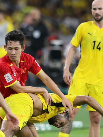 Nhà báo Malaysia bức xúc: FAM đã có thể tránh được cú sốc nếu không cố tình ém nhẹm