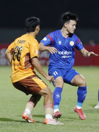 Bảng xếp hạng V-League: HAGL không thắng và 'tịt ngòi' suốt 4 trận, vẫn thoát bét bảng!
