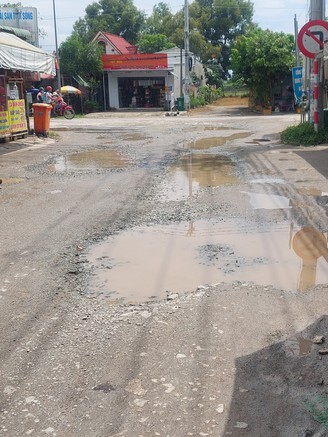 Đường quá xuống cấp