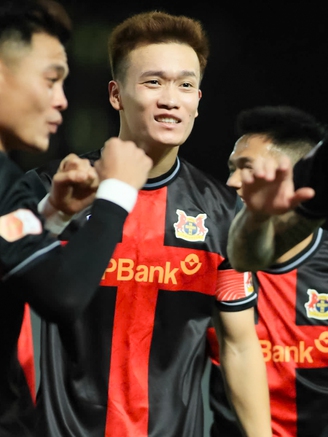 Bảng xếp hạng V-League: Trận cầu đinh xoay chuyển cục diện nhóm dẫn đầu?